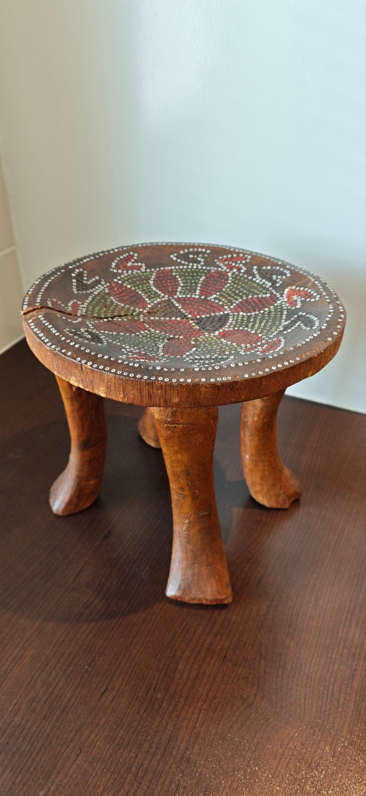 Magnifique tabouret Kamba africain vintage avec broderie per, Antiquités & Art, Art | Art non-occidental, Fait main, Afrique, Brun