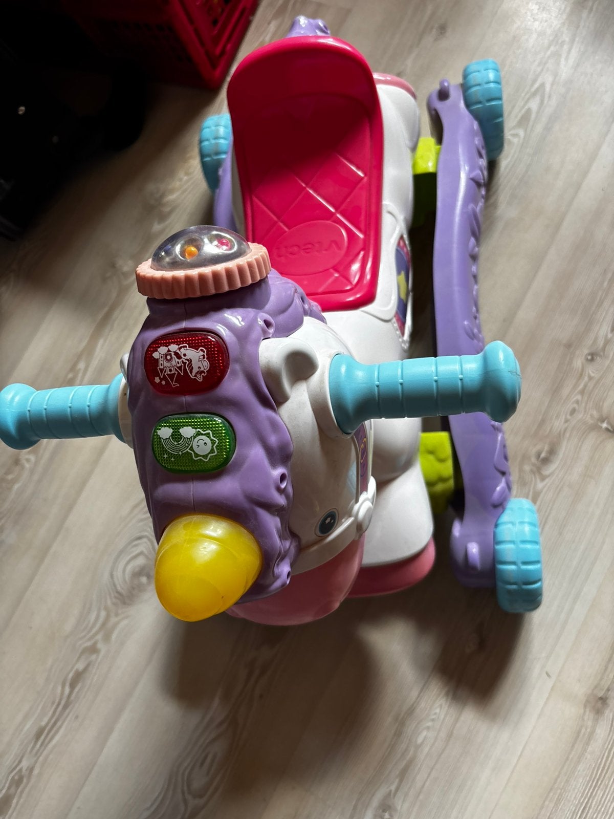 Hobbelfiguren VTech Hobbel en Speel Eenhoorn, Ophalen, Zo goed als nieuw
