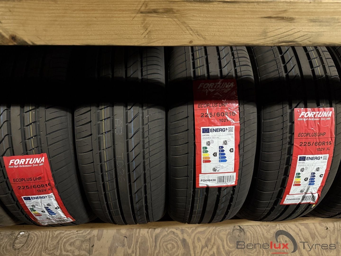 nieuw 225/60R16 102V Fortuna 225/60 R16 225/60/16 2256016, Auto-onderdelen, Banden en Velgen, -, Nieuw, Ophalen of Verzenden, Band(en)
