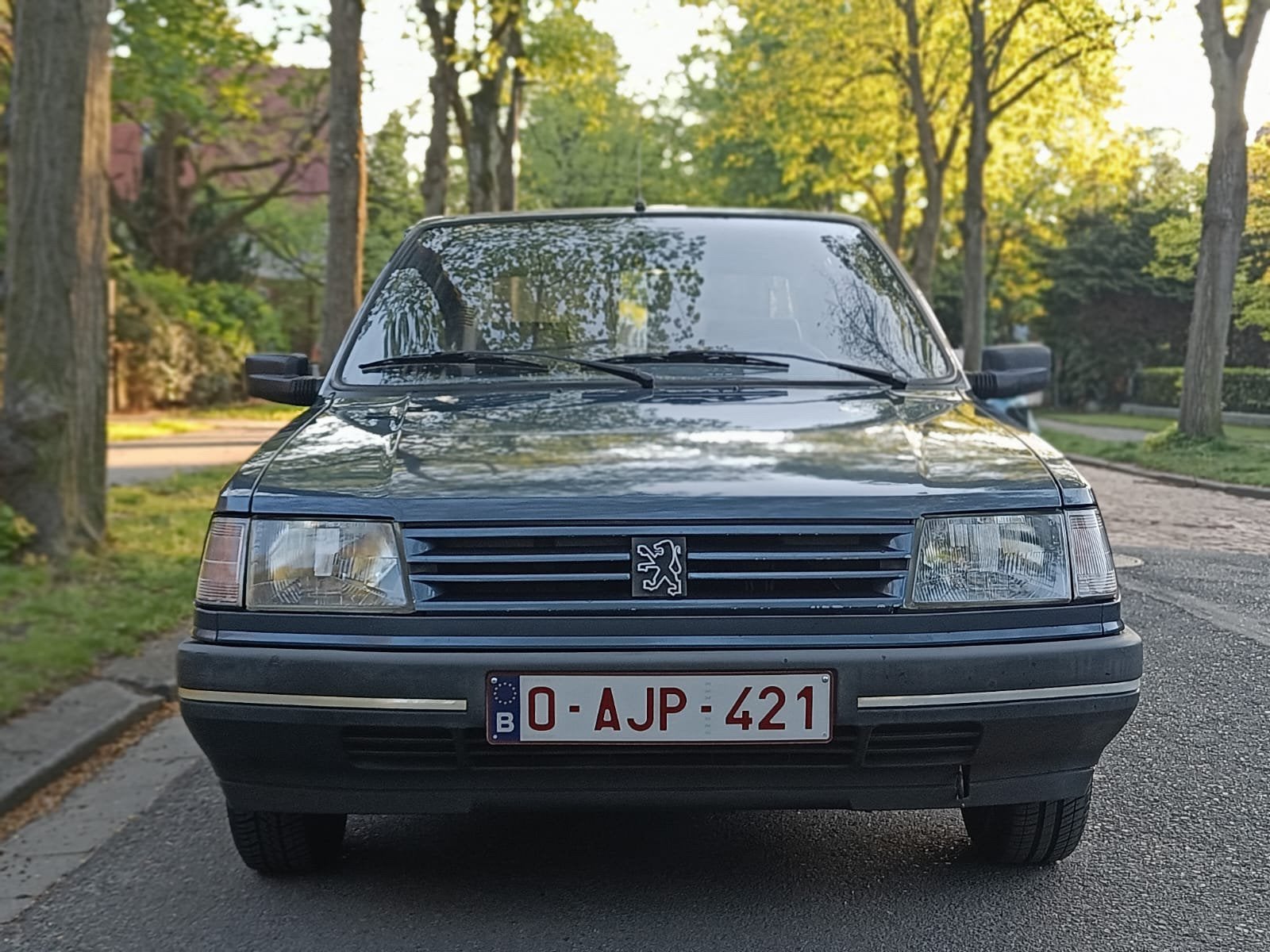 PEUGEOT 309 1.6 ESSENCE - VOITURE ANCIENNE - VOITURE BELGE, Autos, 4 portes, Boîte manuelle, 5 places, Particulier