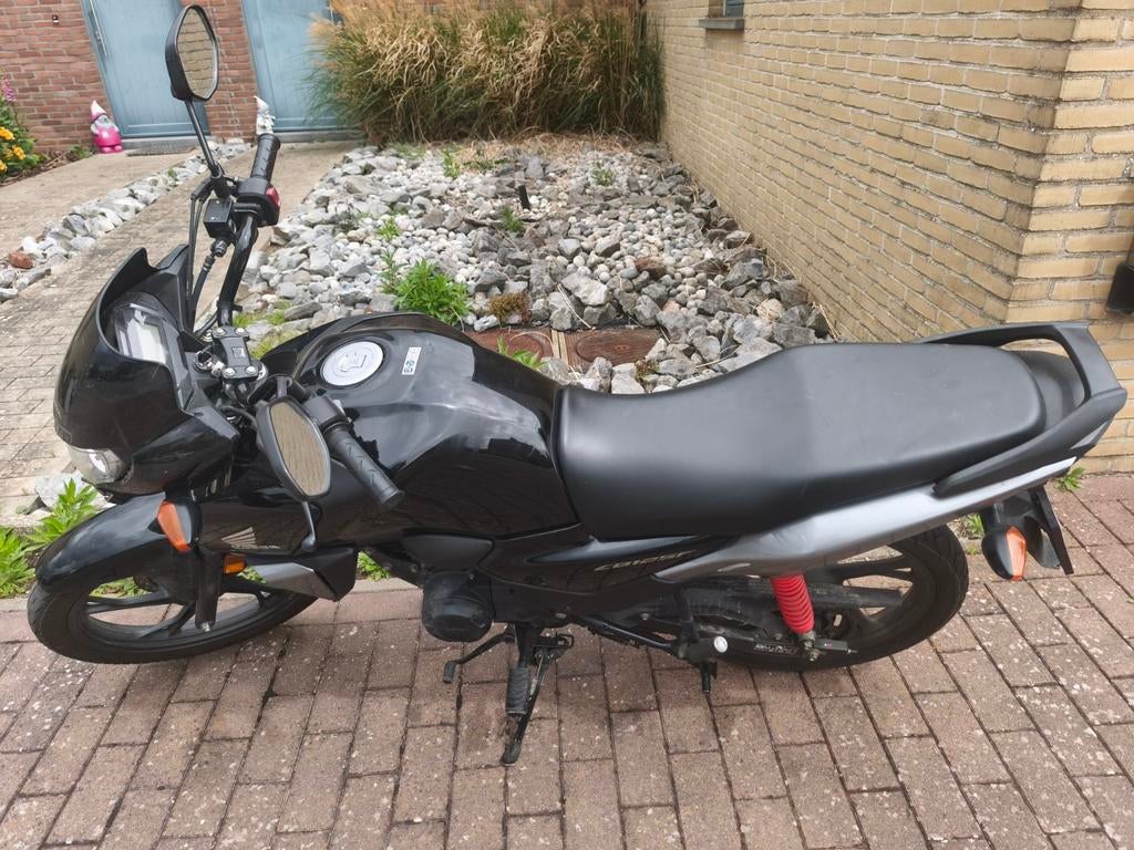 Honda CBF125, Fietsen en Brommers, Brommers | Overige merken, Ophalen