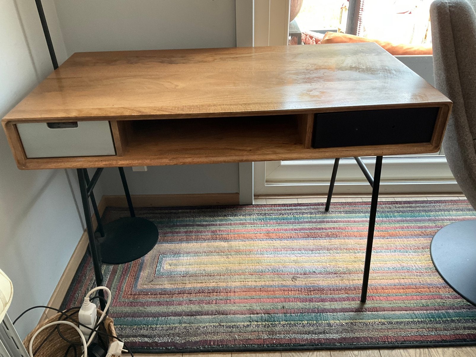 Bureau 1 open lade & 2 gesloten lades - Maison du Monde, Ophalen, Gebruikt