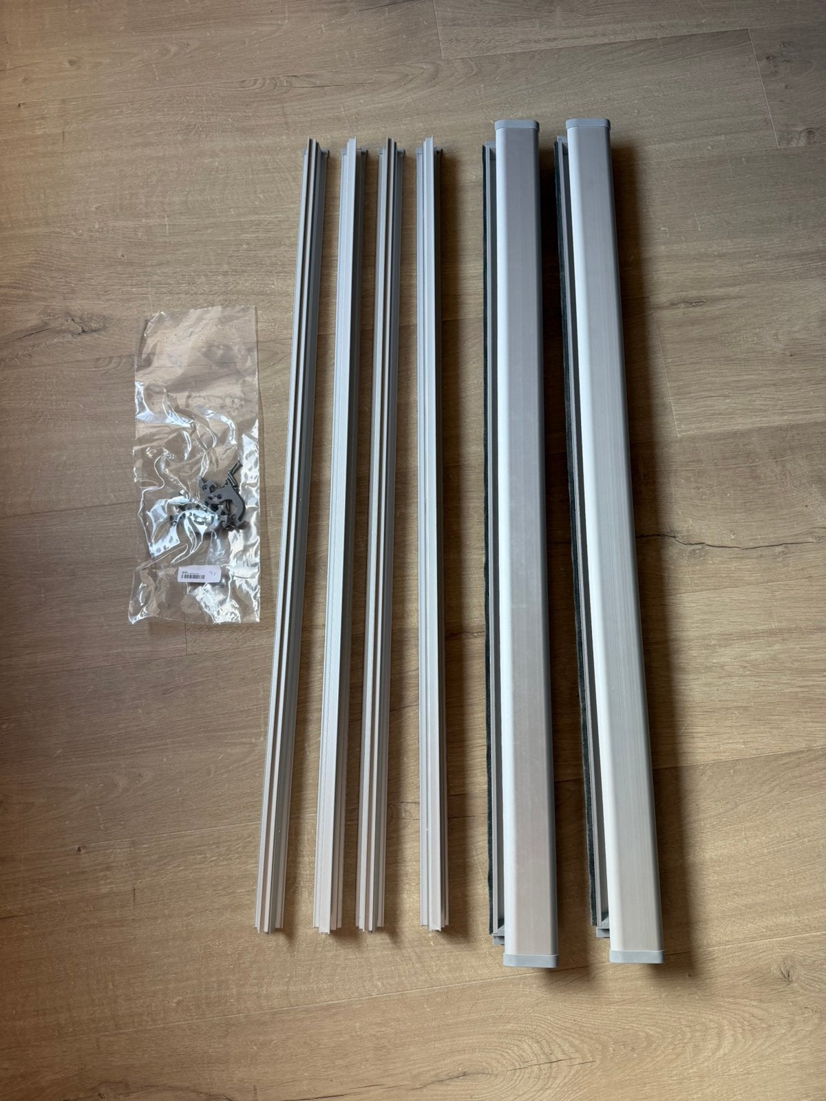 Verduisterende rolgordijnen velux, Ophalen, Zo goed als nieuw, Beige, Rolgordijn