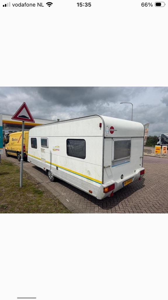 Buerstner avec superposé | Papiers d'exportation possibles, Caravanes & Camping, Particulier, Poêle, Lits superposés