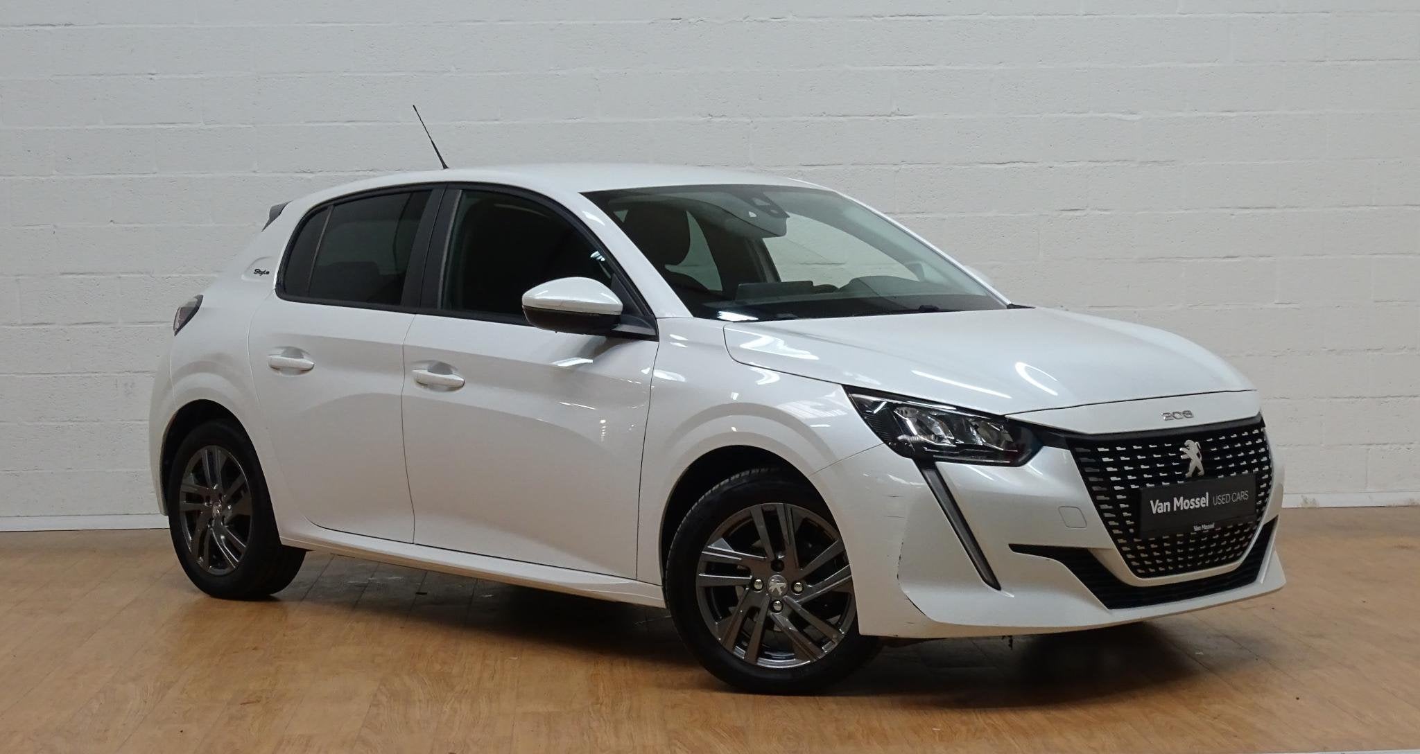 Peugeot 208 1.2 Style +gps verwacht, Electronic Stability Program (ESP), Entreprise, 1055 kg, Noir