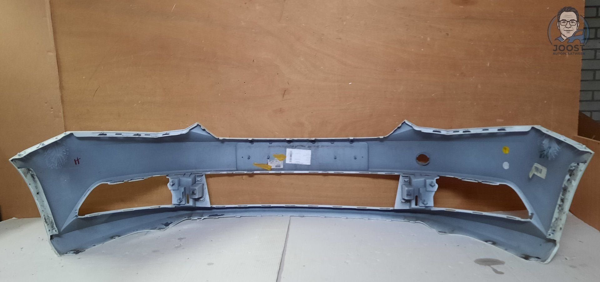 Voorbumper orgineel Skoda Fabia III 2014-2018 6V0807221, Gebruikt, Voor, Herkomst onderdeel bekend, Ophalen of Verzenden
