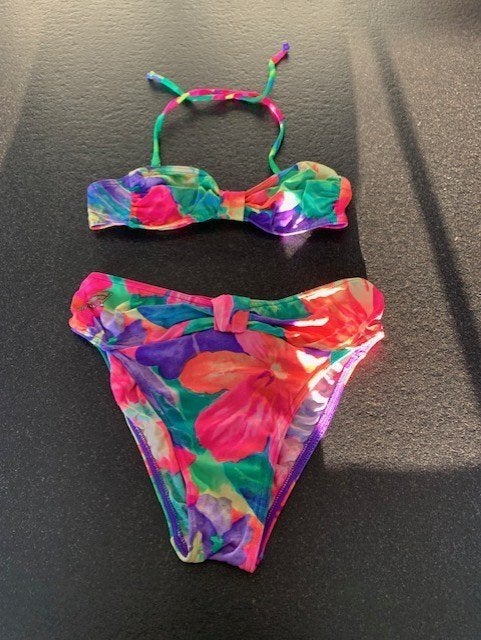 OLYMPIA gebloemde bikini met afneembaar bandje: 38, Kleding | Dames, Badmode en Zwemkleding, Meerkleurig, Ophalen of Verzenden