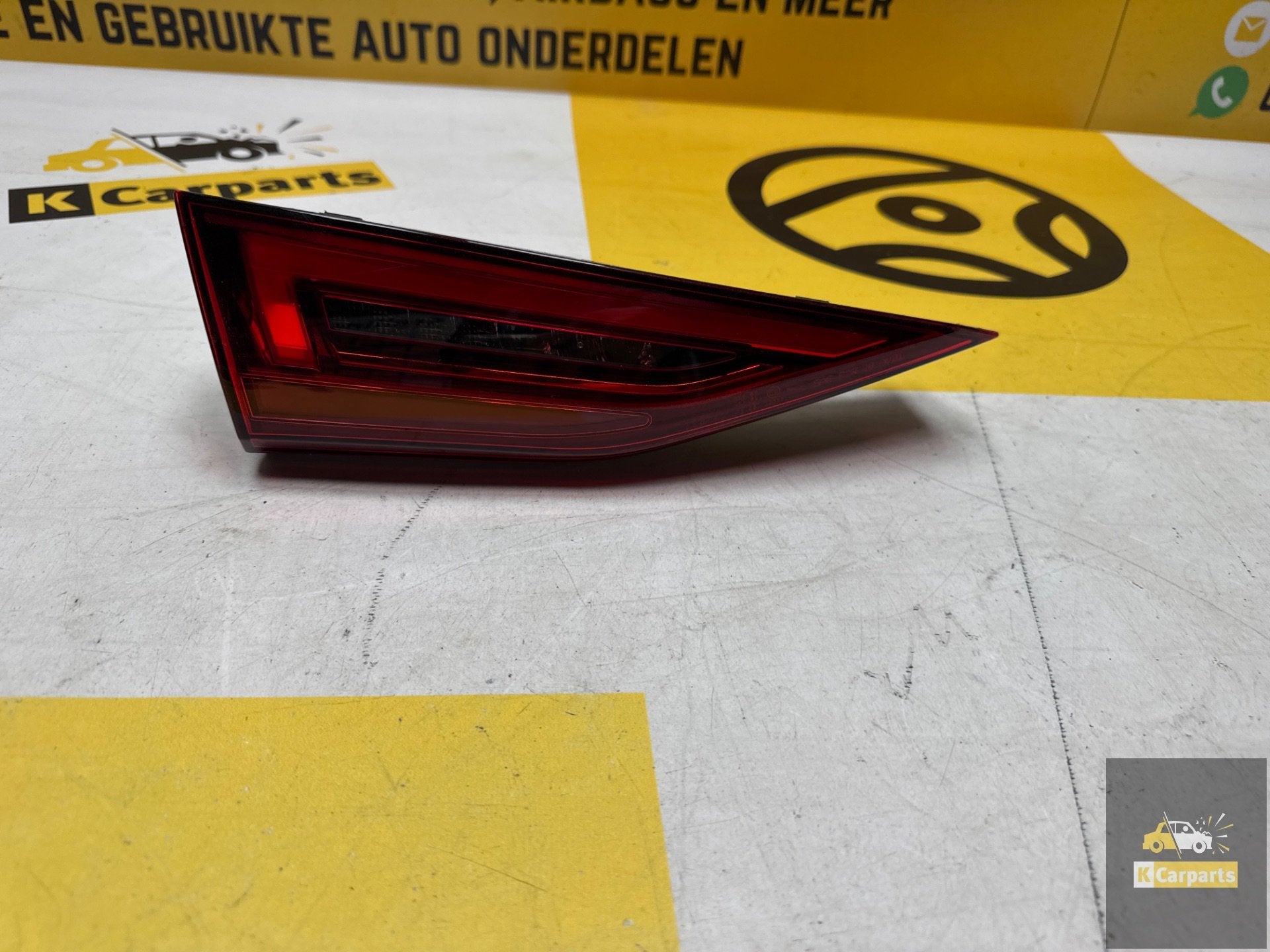 Audi A3 8Y Led Achterlicht Klep Links 8Y0945307, Info@fabrikant.eu, Fabrikantstraat 1
1000 AA  Amsterdam, NL, Audi, Fabrikant BV