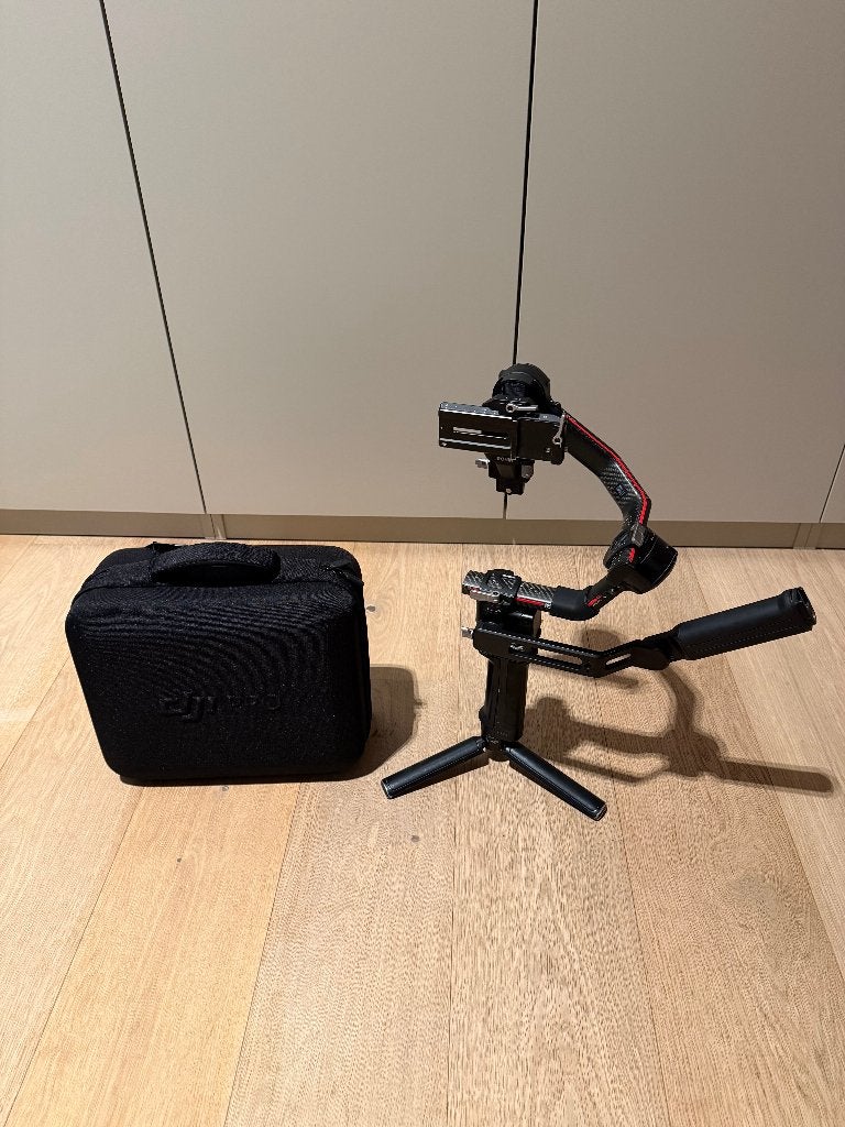 DJI RS3 Pro + vertical mount, TV, Hi-fi & Vidéo, Enlèvement ou Envoi, 175 cm ou plus, DJI, Utilisé