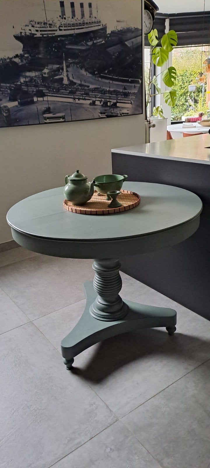 ronde tafel in olijfolie groen, Huis en Inrichting, Ophalen