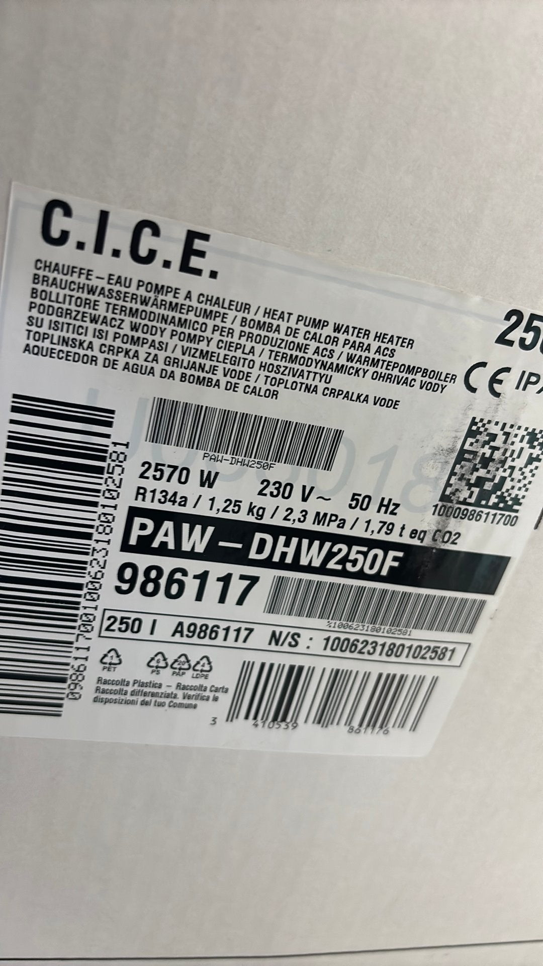 Warmtepompboiler Panasonic 250 l, Doe-het-zelf en Bouw, Ophalen, 100 liter of meer, Nieuw, Boiler