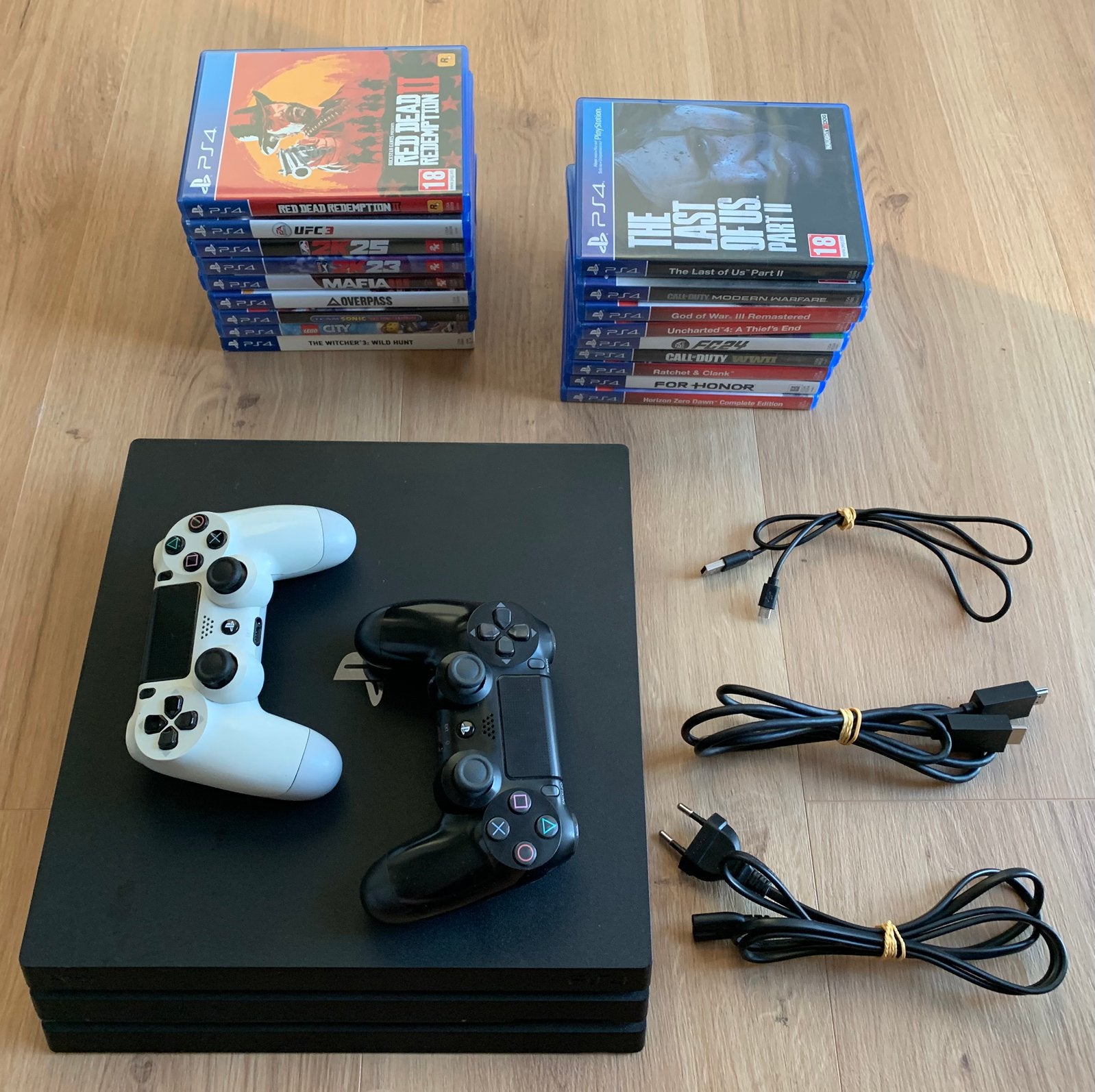 PS4 Pro 1TB + 2 manettes + 18 jeux, Consoles de jeu & Jeux vidéo, Consoles de jeu | Sony PlayStation 4, Enlèvement ou Envoi, Comme neuf