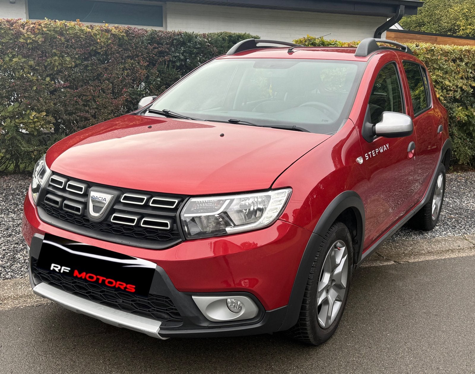 🔥DACIA SANDERO STEPWAY 0.9 TCe /AUTOMATIQUE /GPS /CAMÉRA, Achat, Entreprise, Noir, 5 portes