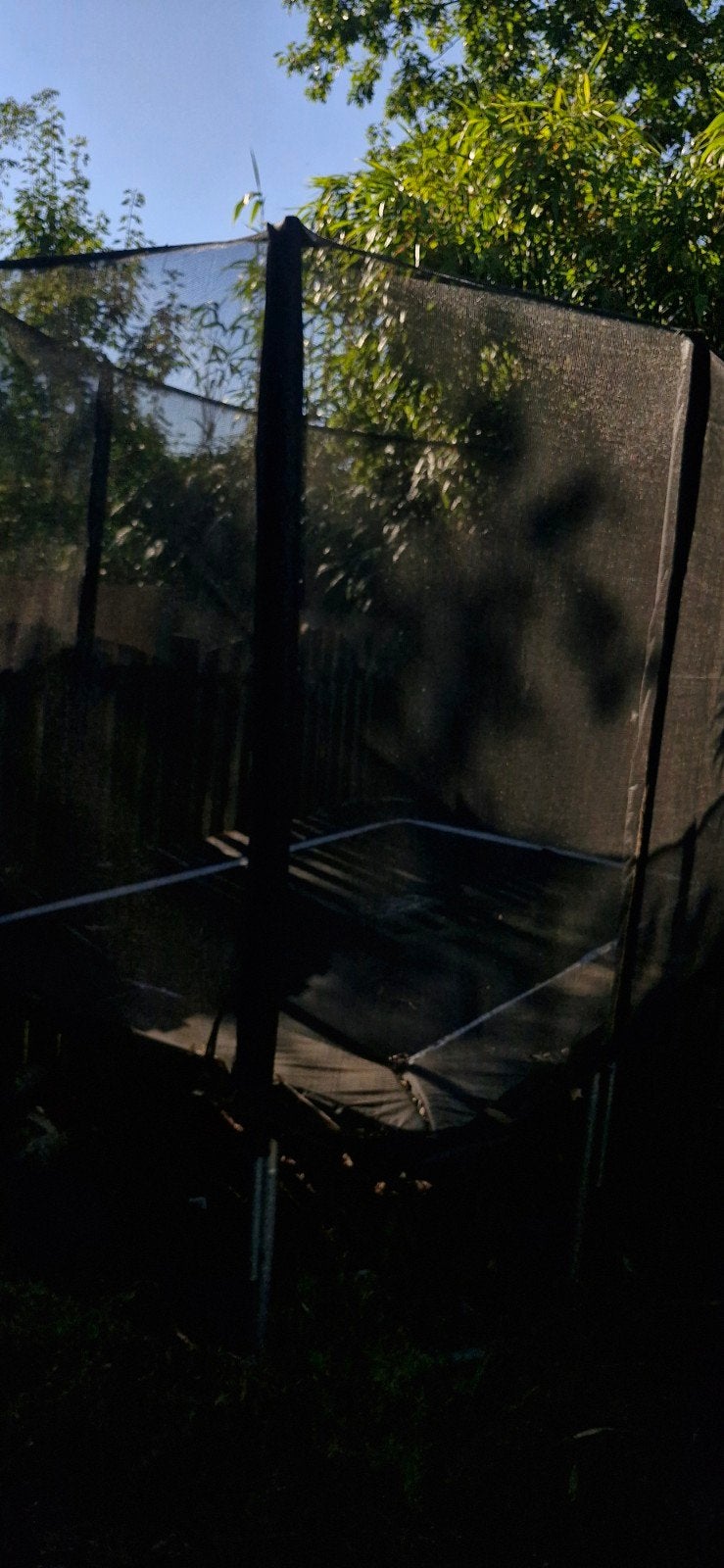 trampoline van 4 op 3, Enlèvement