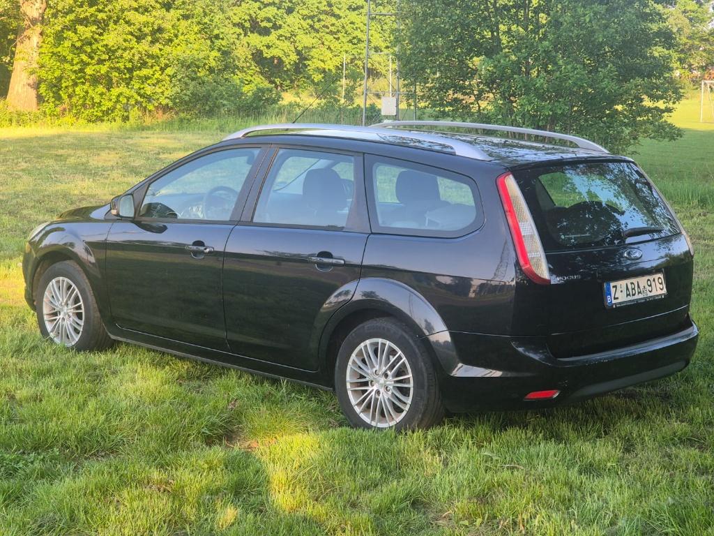 Ford Focus- 1.6i - 1ehand - cruise con. - digi.AC - garantie, Auto's, Stof, Electronic Stability Program (ESP), Zwart, Bedrijf