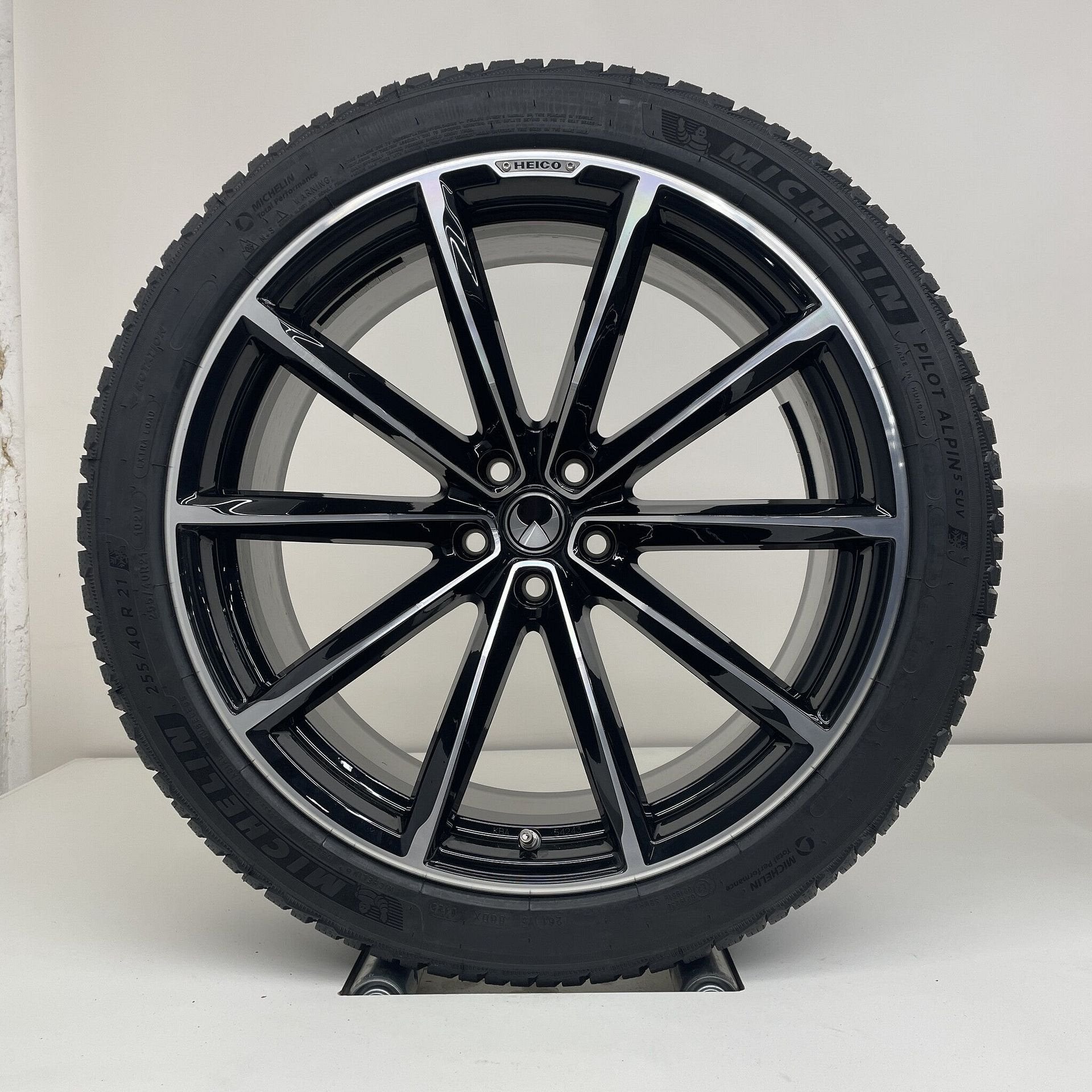Volvo XC60 - 21 inch HEICO SPORTIV - winterbanden NIEUW, Auto-onderdelen, 255 mm, Banden en Velgen, Nieuw, Personenwagen