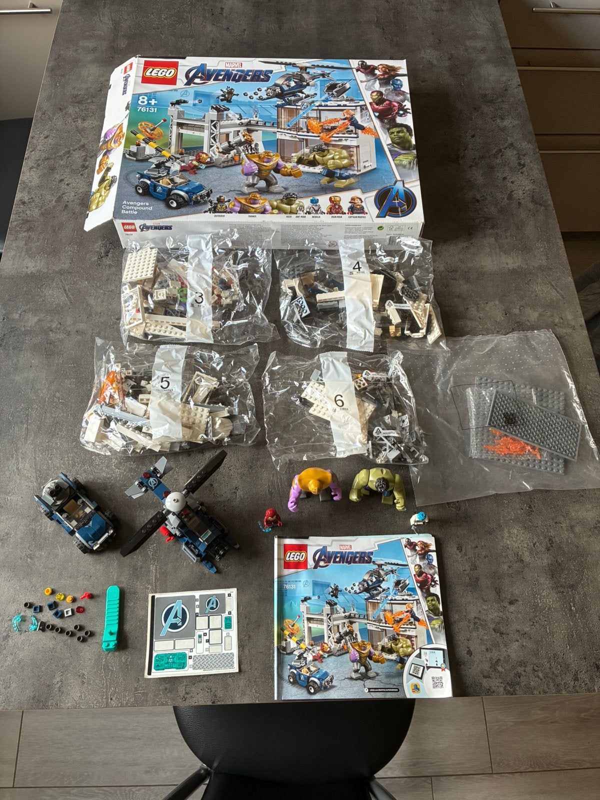 LEGO 76131 Avengers Compound Battle, Marvel, Lego, Zo goed als nieuw, Complete set