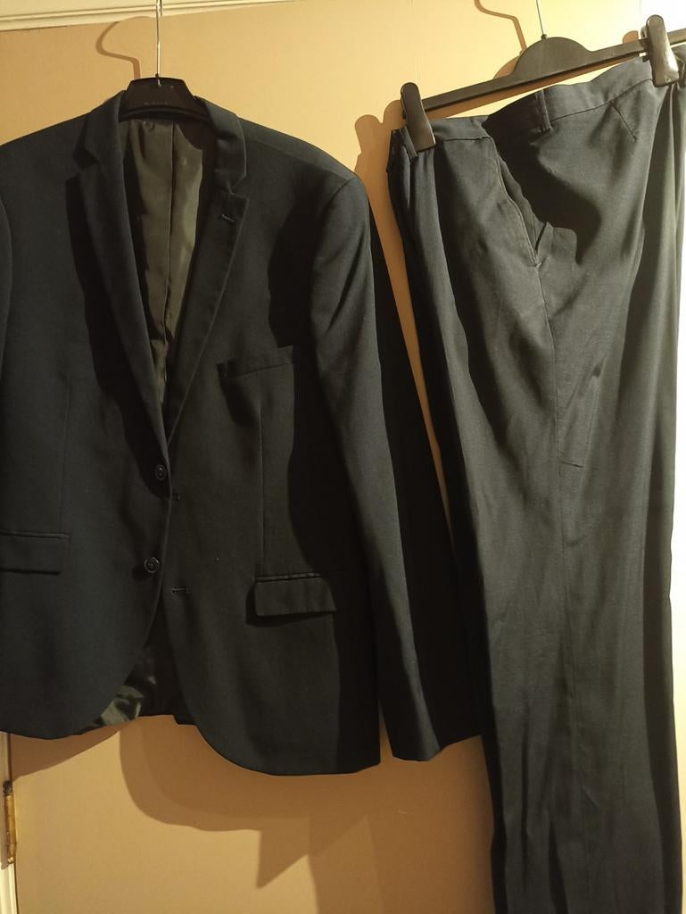 Kostuum blauw koopje!, Kleding | Heren, Ophalen of Verzenden, Maat 52/54 (L), Blauw