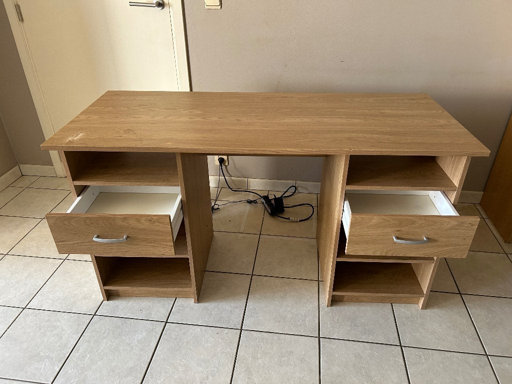 bureau Ikea simple, Scandinave, IKEA, Bois, Démontable