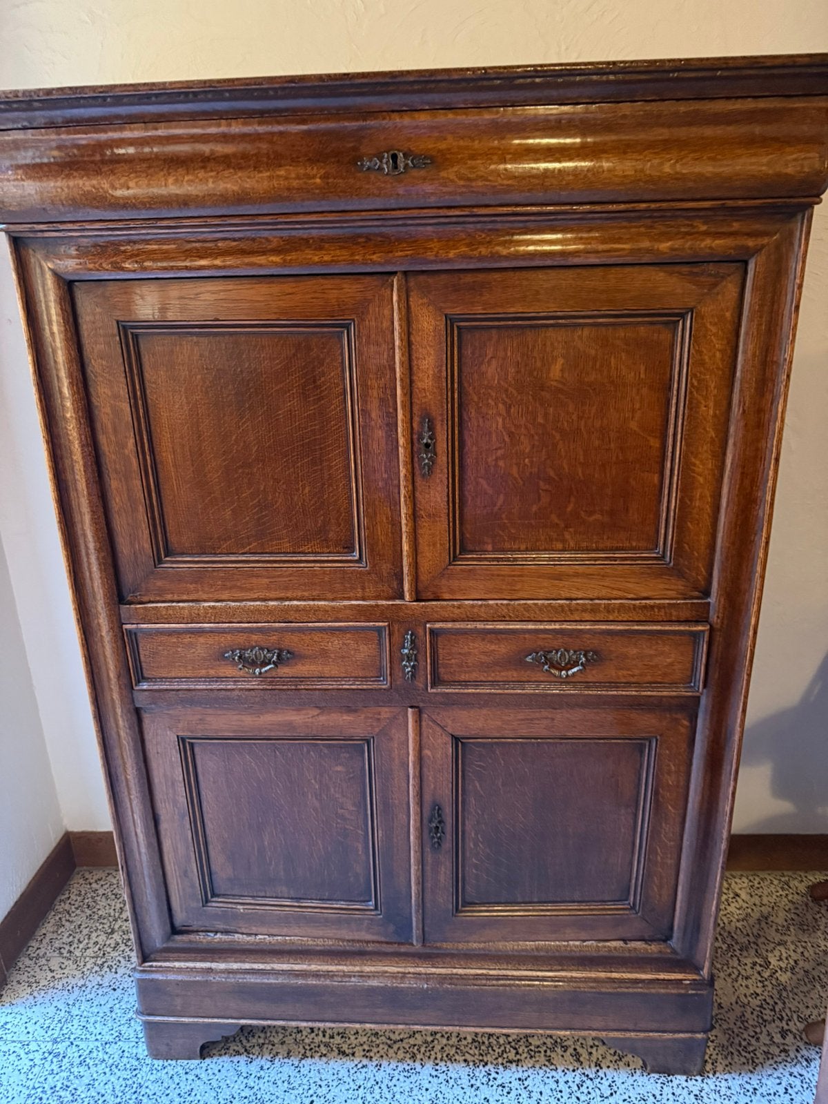 Armoire à pain/armoire à farine ancienne en chêne massif, Enlèvement
