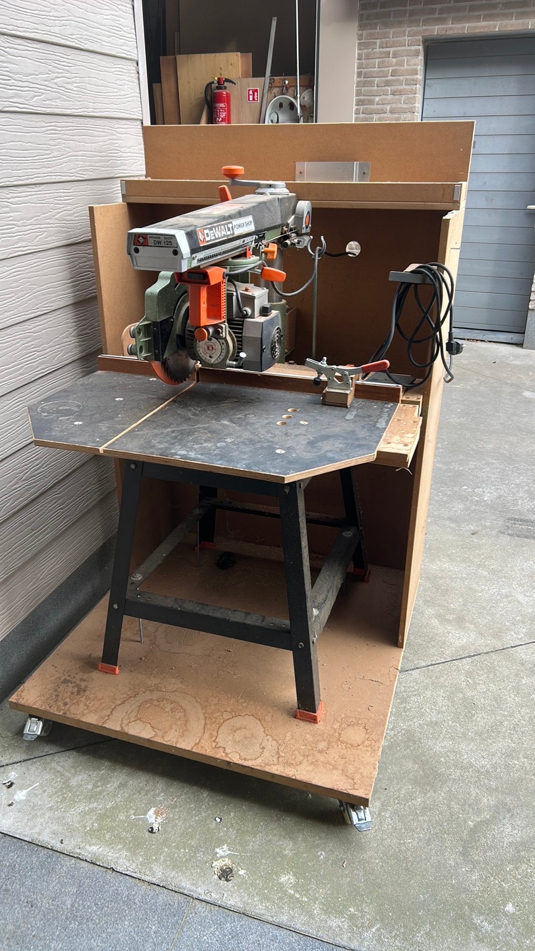 machine à scier, 70 mm ou plus, Enlèvement, Utilisé, 1200 watts ou plus