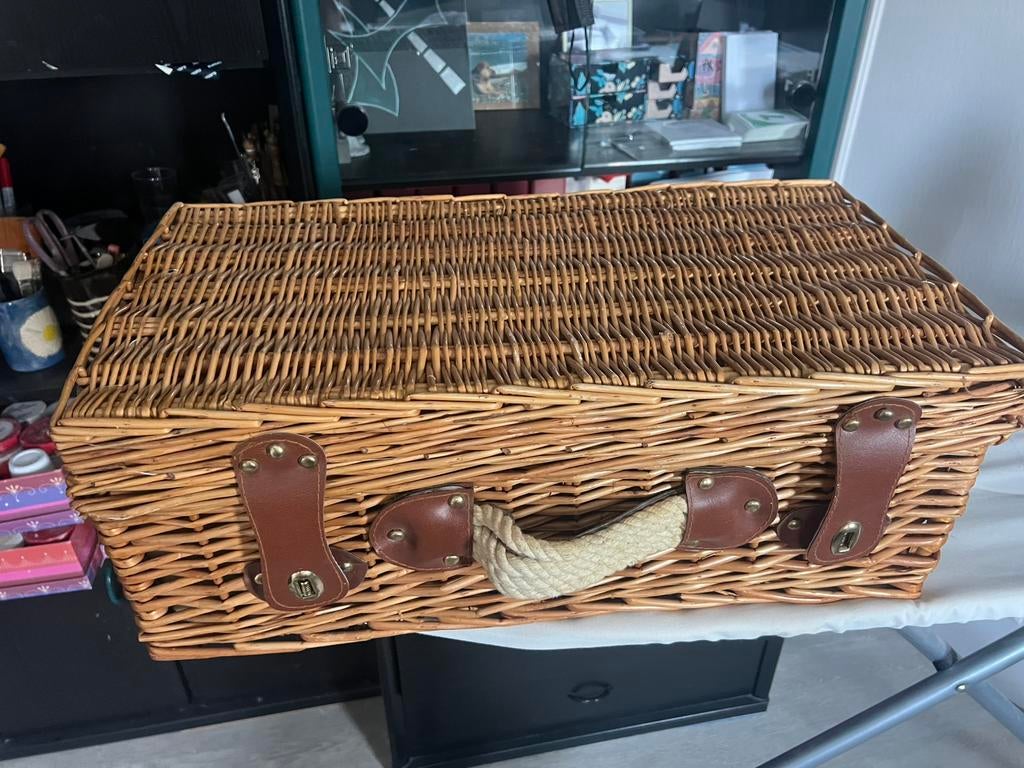 Picknickmand nieuw, Hobby en Vrije tijd, Picknickmanden, Ophalen, Nieuw