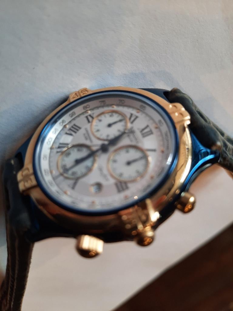 montre serie limitee lunette or jaune 18 carats neuve, Ophalen of Verzenden, Nieuw