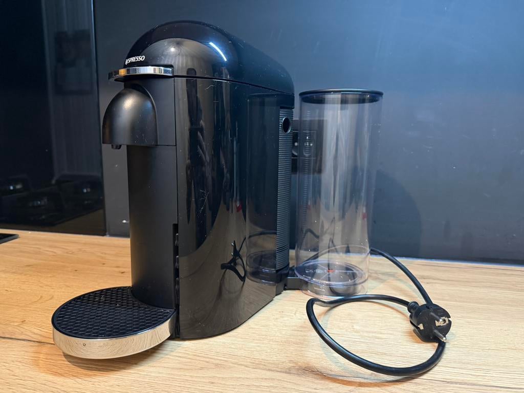 Nespresso Vertuo Deluxe Plus, Elektronische apparatuur, Ophalen of Verzenden, Zo goed als nieuw
