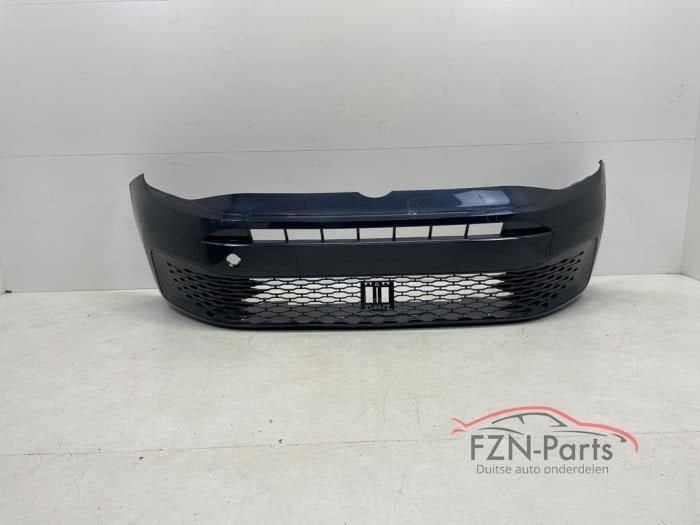 VW Caddy 2K7 Voorbumper LT5W Starlight Blue, Autos : Pièces & Accessoires, Carrosserie & Tôlerie, Enlèvement ou Envoi, Utilisé