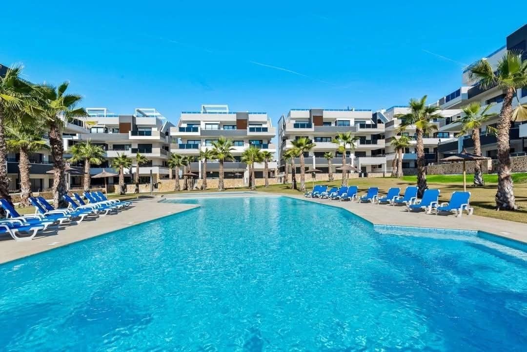 te huur in Orihuela Costa 2slpk+2bdk, Appartement