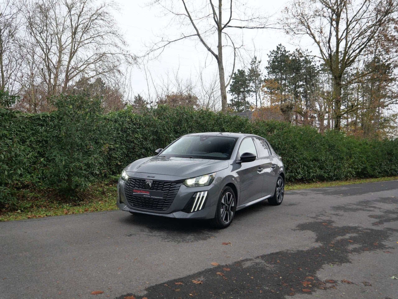 Peugeot 208 Allure 100PK (année de construction 2024), Argent ou Gris, Achat, Entreprise, Carnet d'entretien