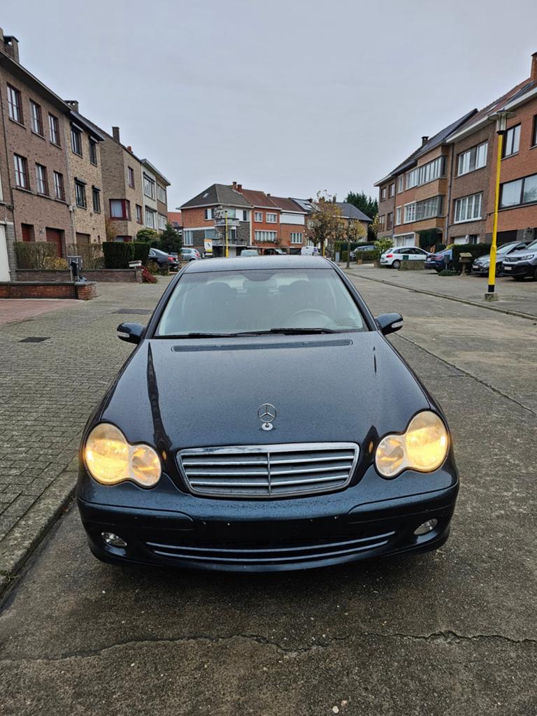 Mercedes C220 CDI ATI Tomatik 300000 km 1 eigenaar + complee, Auto's, Mercedes-Benz, Particulier, Automaat, Te koop