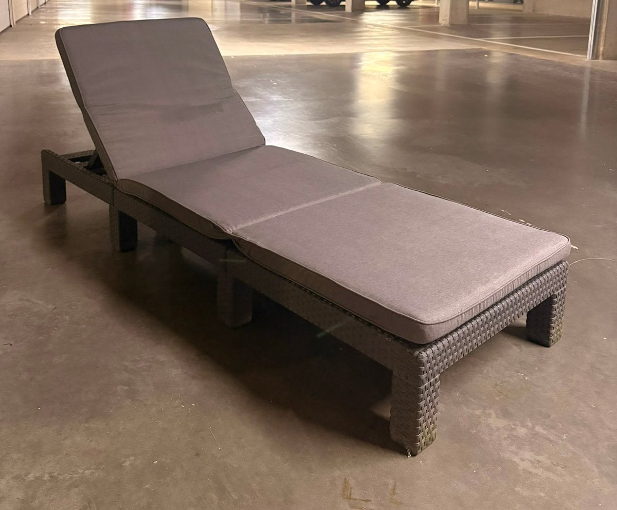 Keter 2 chaises longues Daytona Deluxe graphite, Enlèvement, Utilisé, Plastique, Réglable