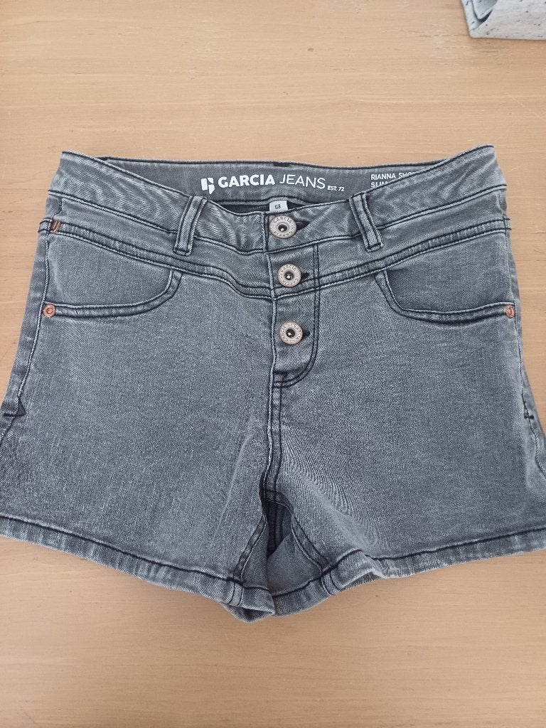 Garcia Short jeans 158 nieuwstaat, Kinderen en Baby's, Kinderkleding | Maat 158, Ophalen, Nieuw, Garcia, Meisje