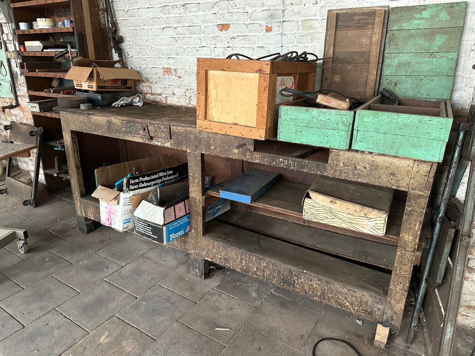 Oude werkbank, Bricolage & Construction, Établis, Enlèvement, Utilisé, 170 cm ou plus