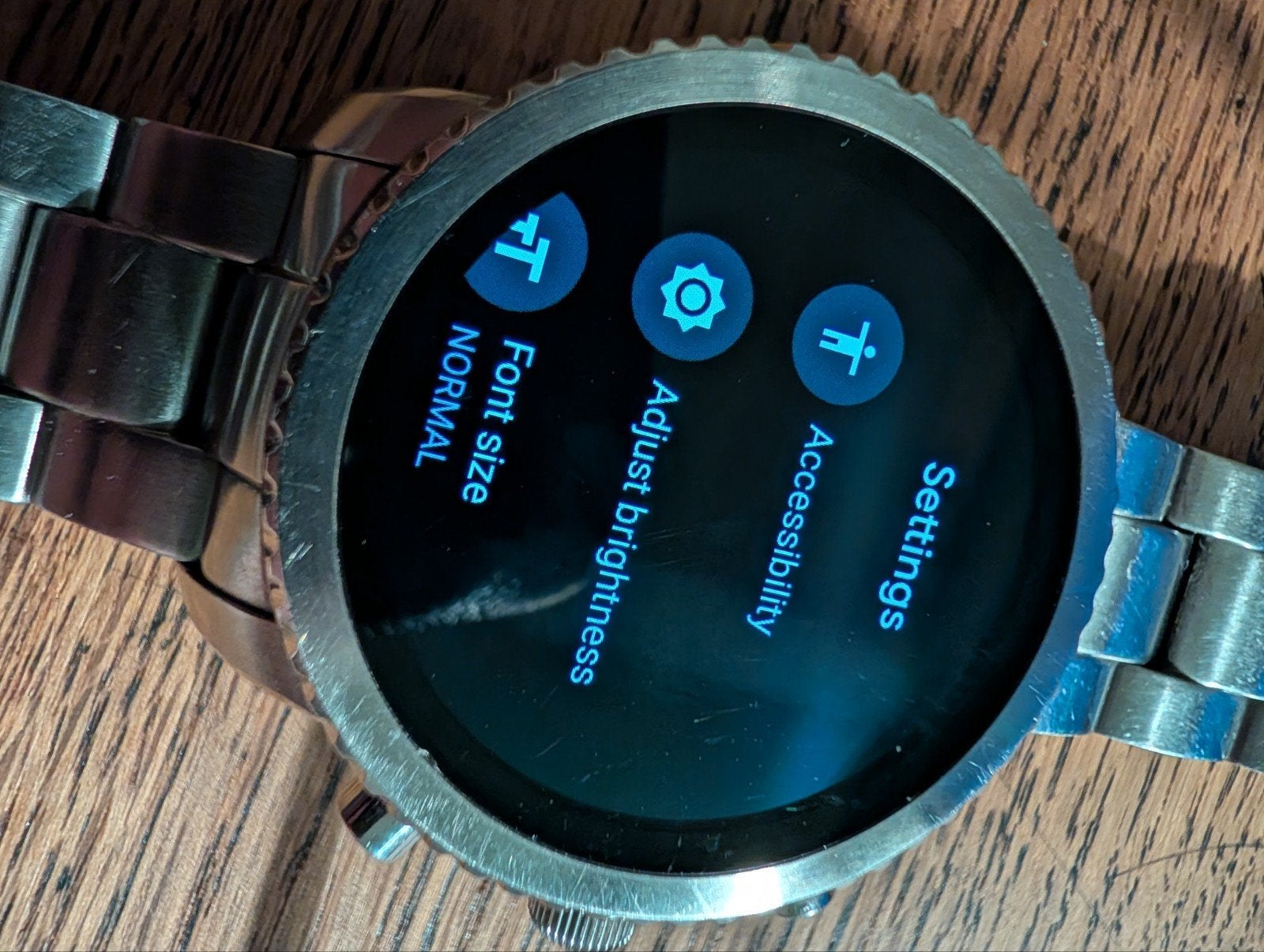 SmartWatch FOSSIL in perfect werkende staat, Gebruikt, Fossil, Afstand, Ophalen of Verzenden