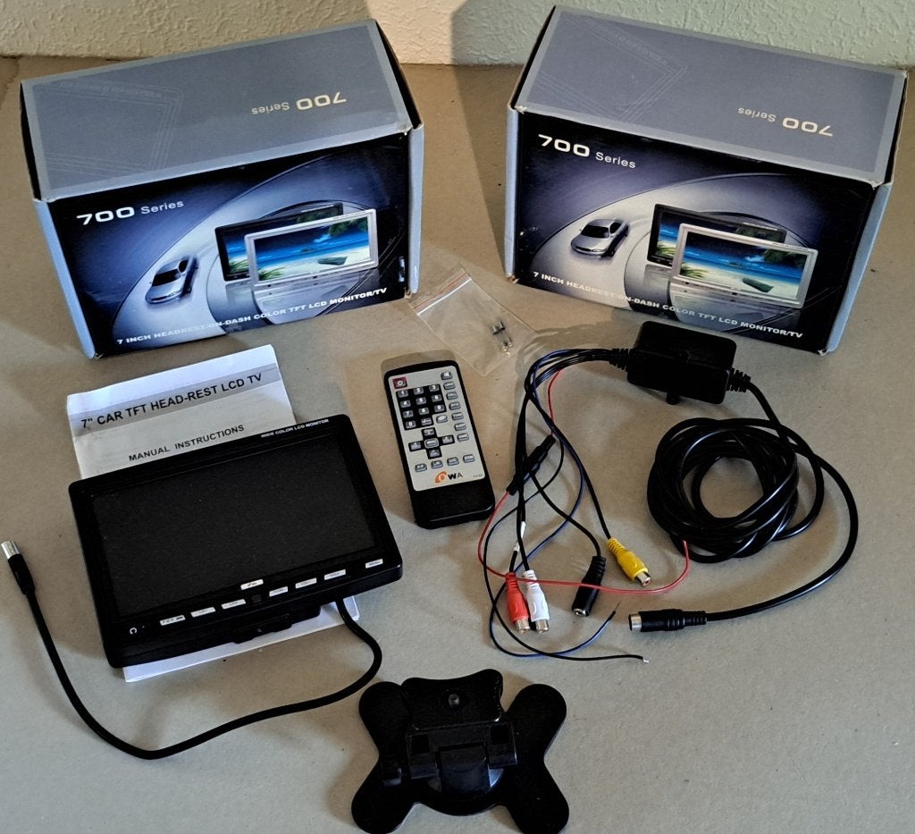 wa 7 inch, 2x Car TFT inbouw LCD TV, IR bediening, Ophalen, Zo goed als nieuw, LED
