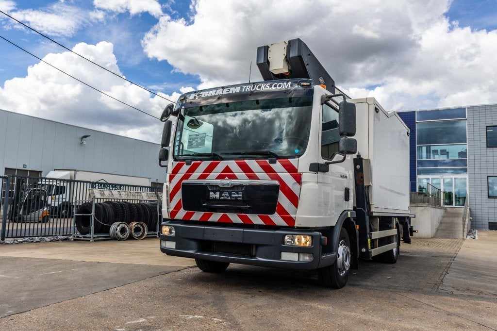 MAN TGL 12.220 BL - VERSALIFT VDT 190F (bj 2013), Auto's, Automaat, Euro 5, Achterwielaandrijving, MAN