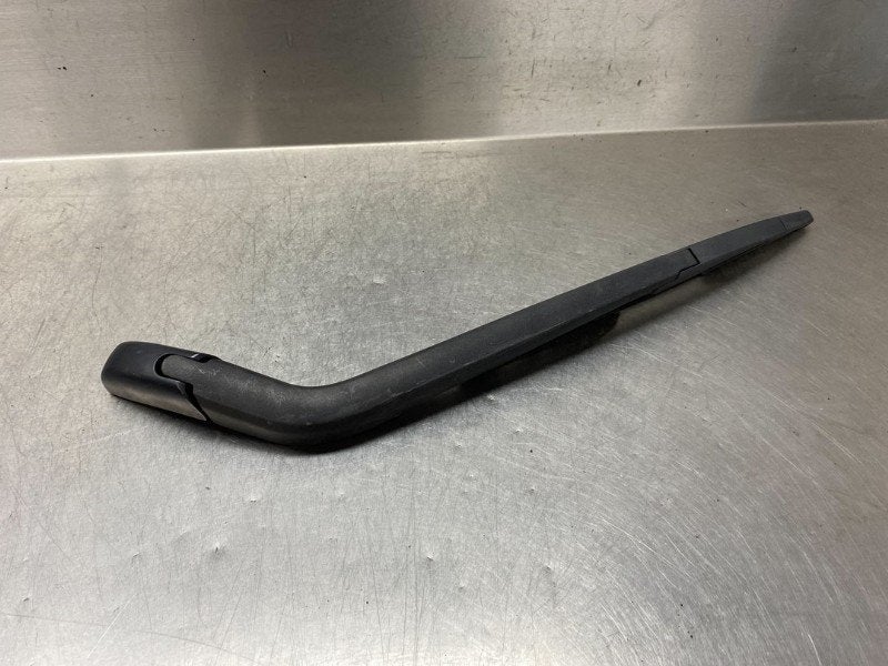 RUITENWISSERARM ACHTER Toyota Auris (E15) (01-2006/09-2012), Gebruikt, Toyota