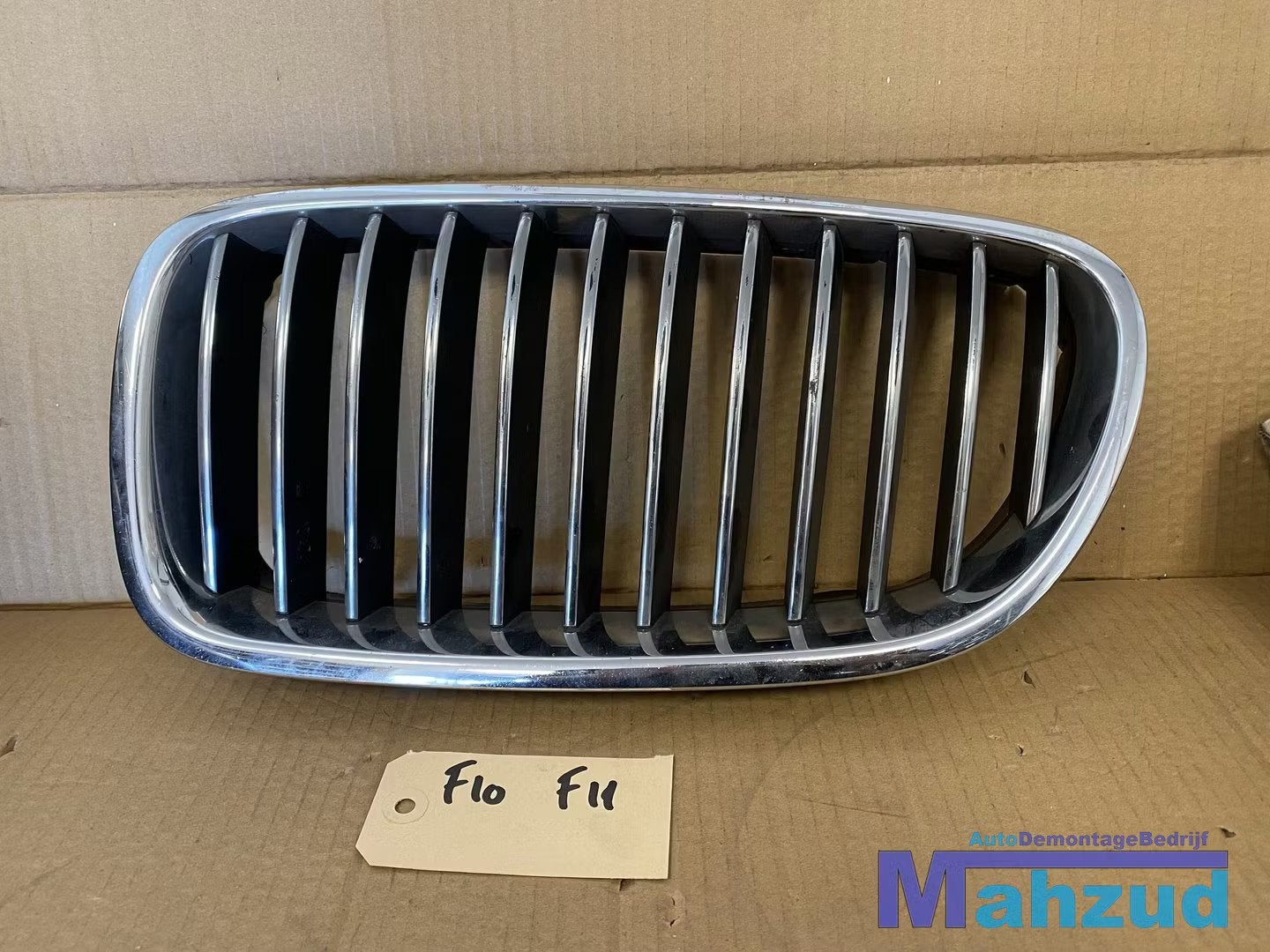 BMW 5 SERIE F10 F11 Links linker grille nier, Petuelring 130
80788  Munich, DE, Gebruikt, Info@bmw.de, BMW