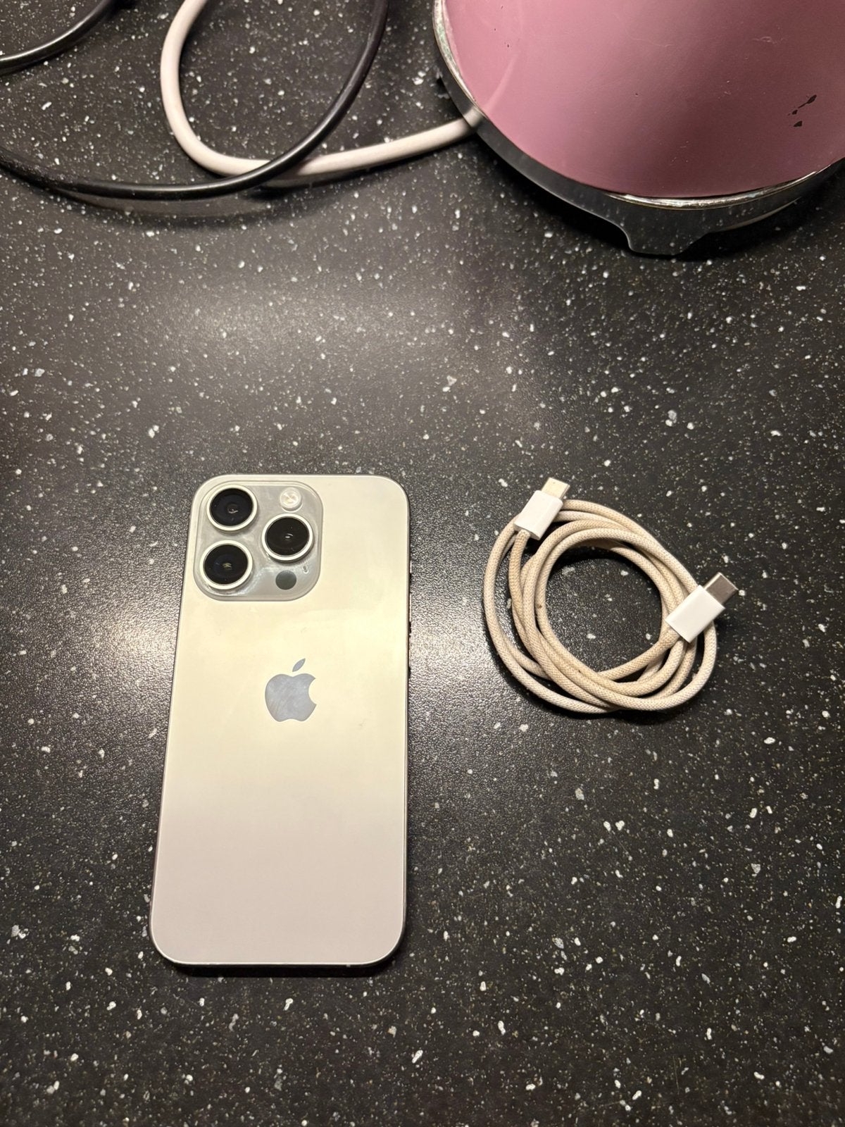 Iphone 15 pro 128gb, Télécoms, Téléphonie mobile | Housses, Coques & Façades | Apple iPhone, Enlèvement, Comme neuf, IPhone 15