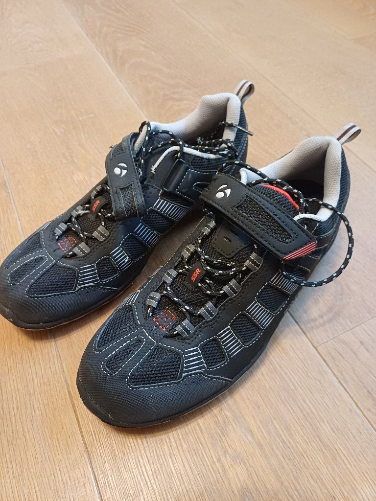 Bontrager mtb schoen Nieuw!, Fietsen en Brommers, Ophalen, Dames, Trek Bontrager, Schoenen