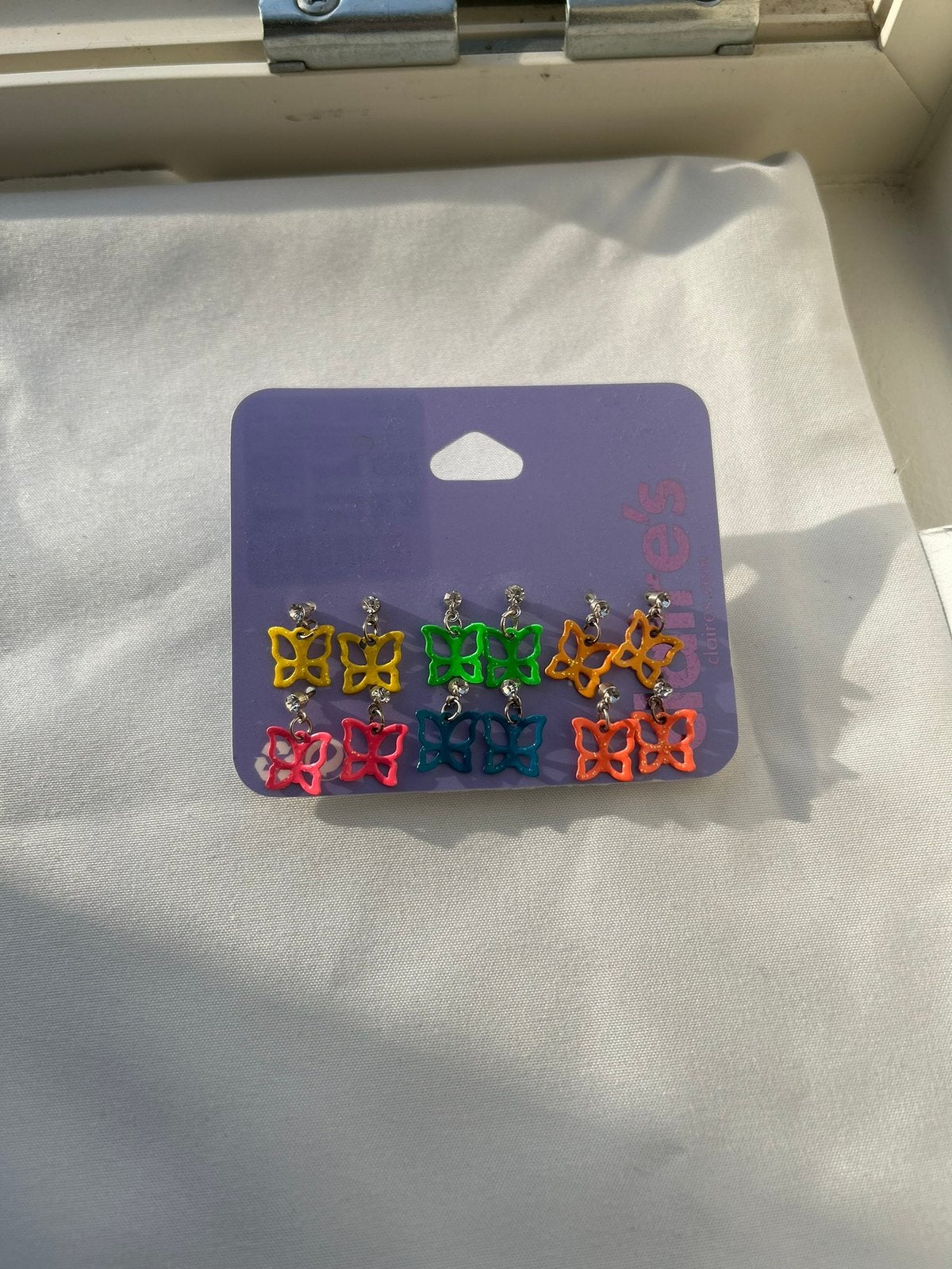 Papillons, Bijoux, Sacs & Beauté, Boucles d'oreilles, Autres couleurs, Comme neuf, Enlèvement, Autres matériaux
