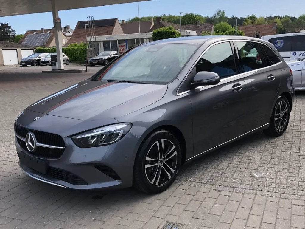 Mercedes-Benz B 180  7G-DCT Business Line, Autos, 100 kW, Euro 6, Entreprise, Carnet d'entretien