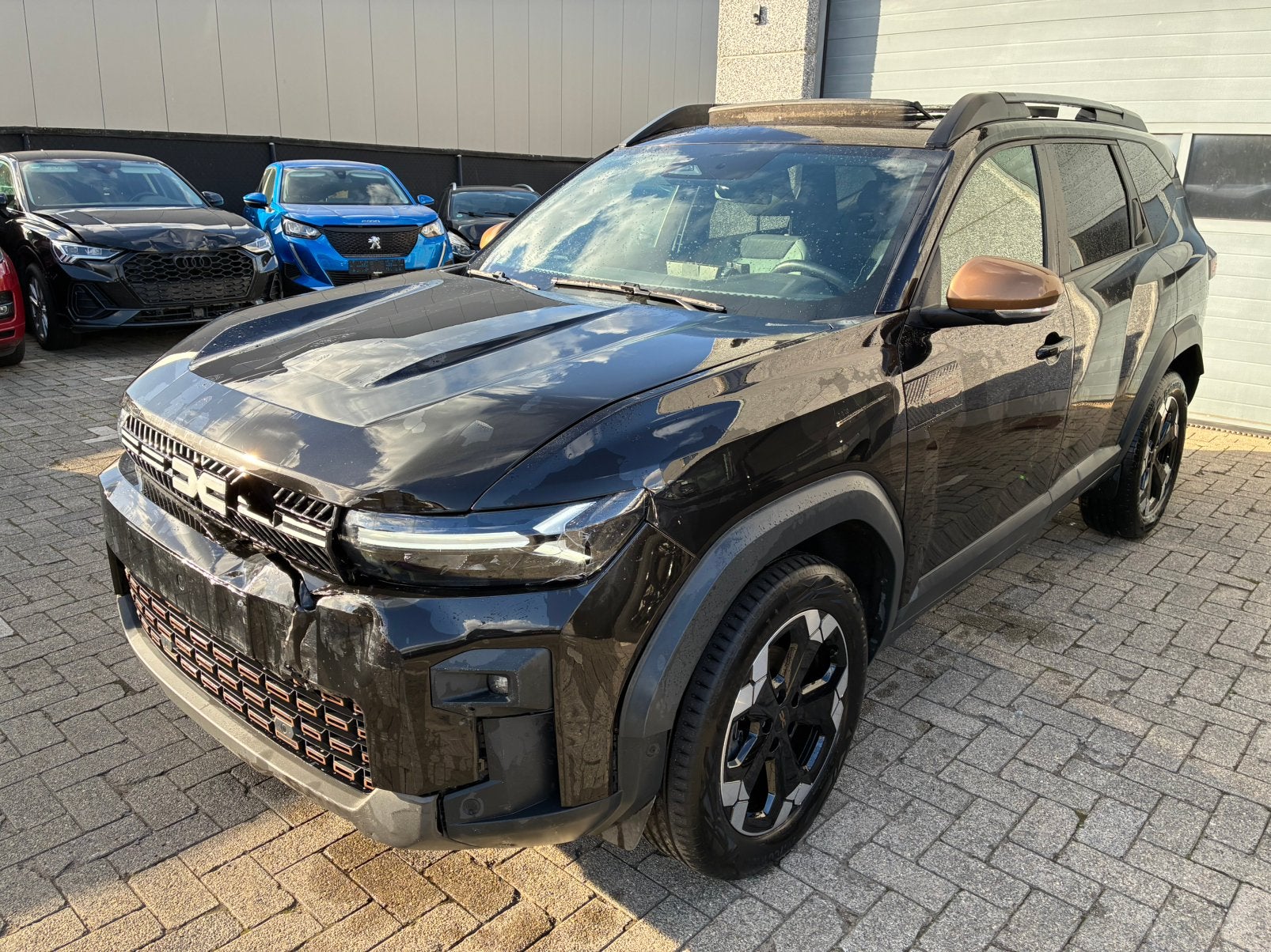 DACIA BIGSTER HYBRIDE 2025, 1799 cc, Zwart, Hybride Elektrisch/Benzine, SUV of Terreinwagen