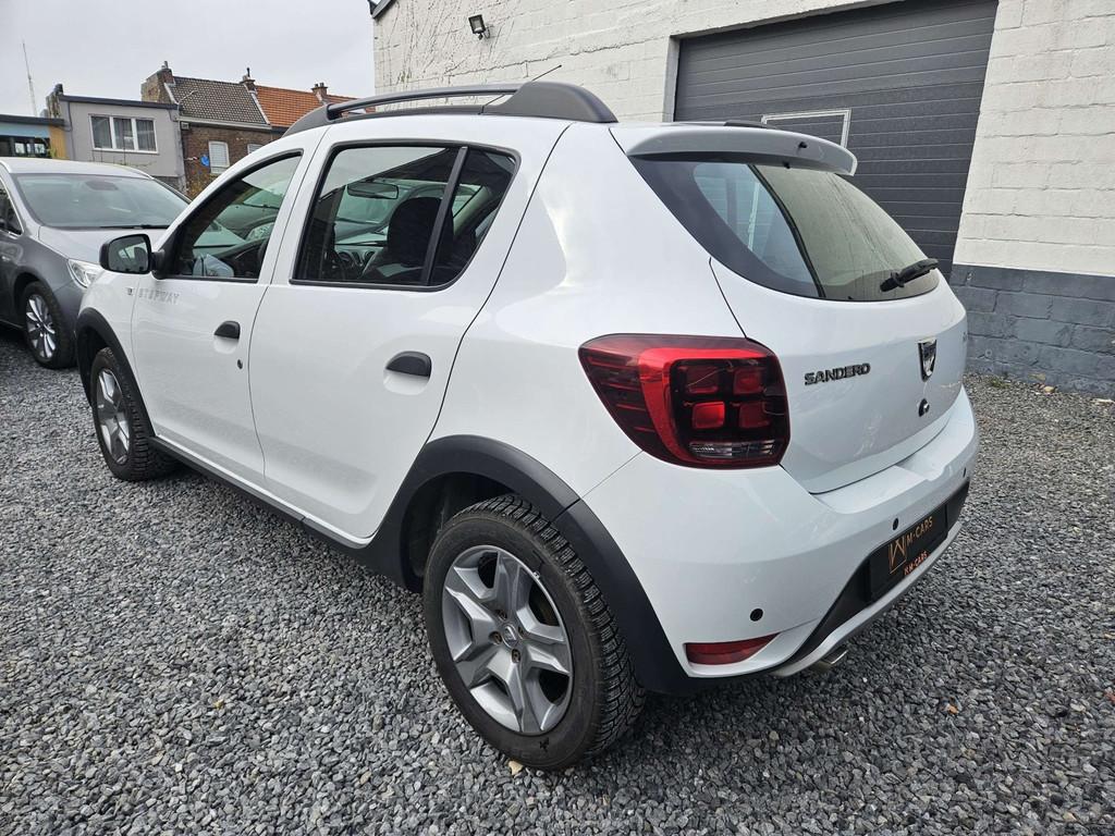 Dacia Sandero STEPWAY * GPS * 80000km * (bj 2020), Auto's, Dacia, Stof, Euro 6, 4 cilinders, 95 pk