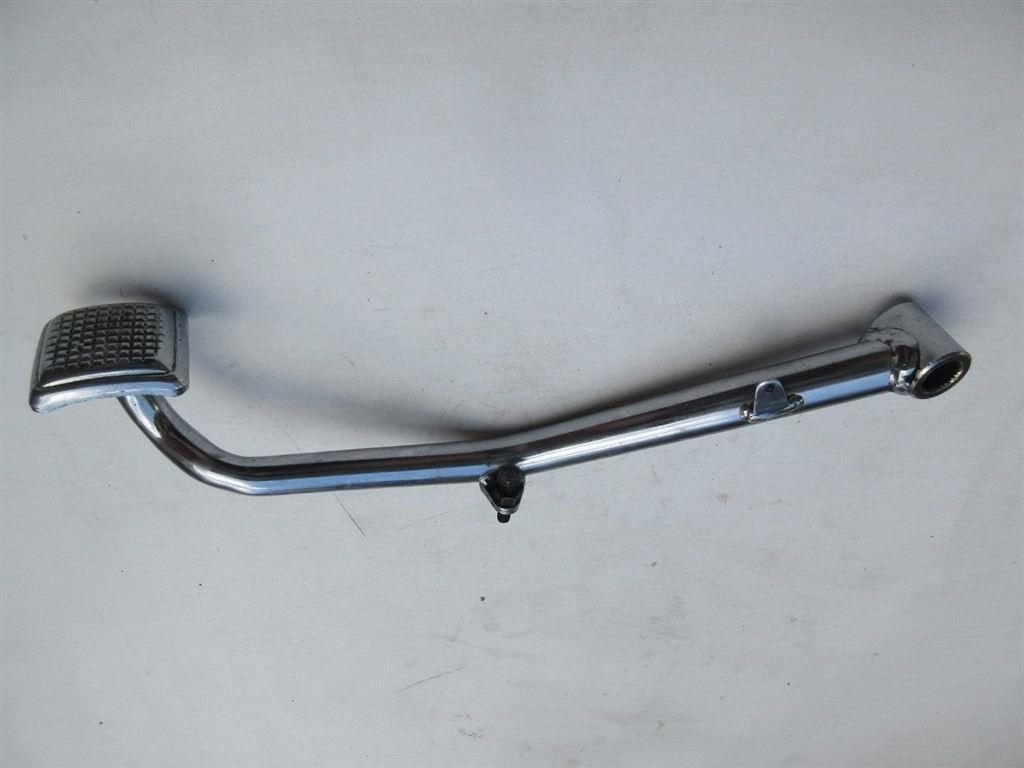 Kawasaki Z305 rempedaal achterrem pedaal KZ 305 brake pedal, Ophalen of Verzenden, Gebruikt