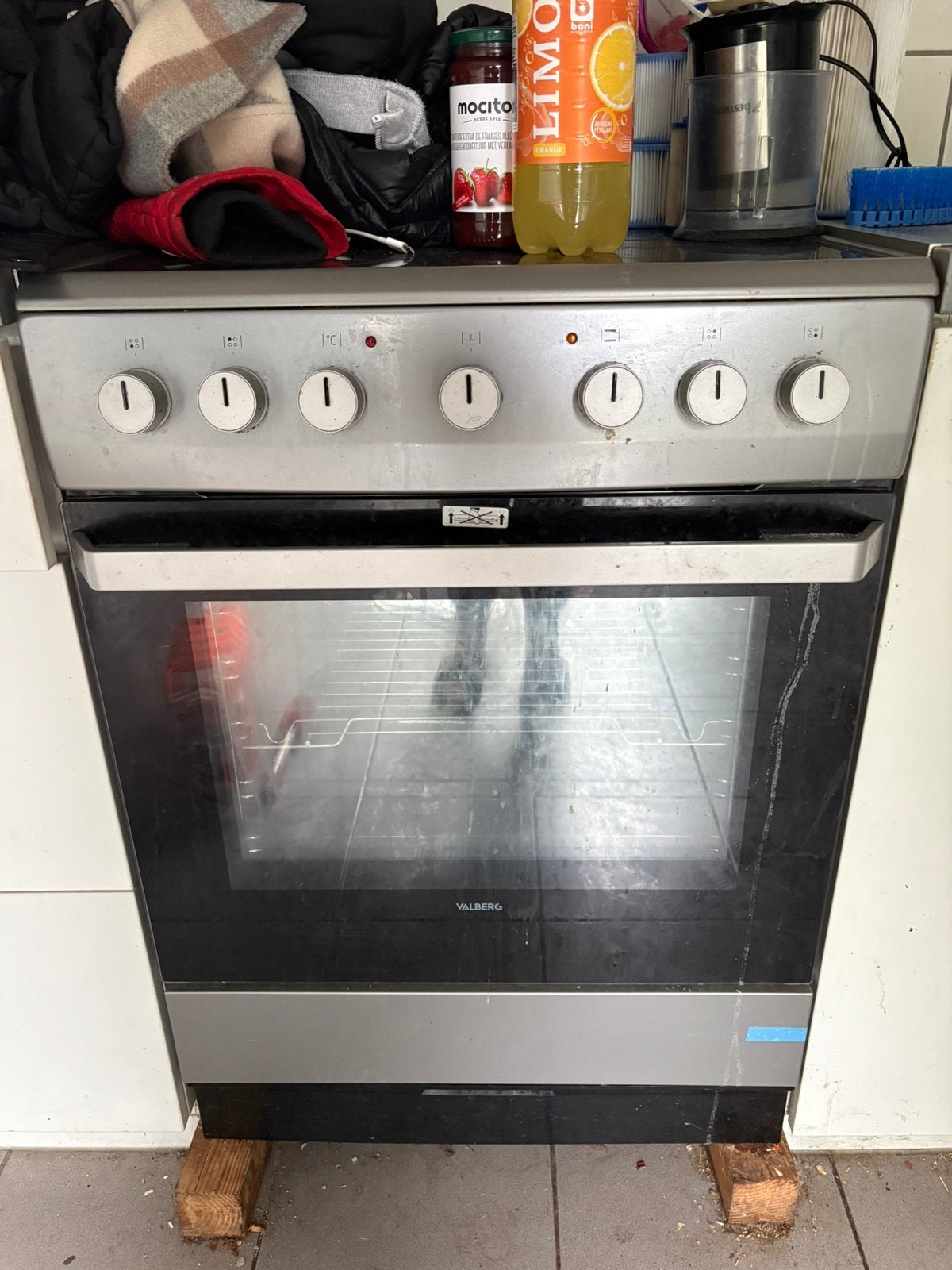 Vrijstaand vuur met oven, Ophalen, Zo goed als nieuw, Vrijstaand