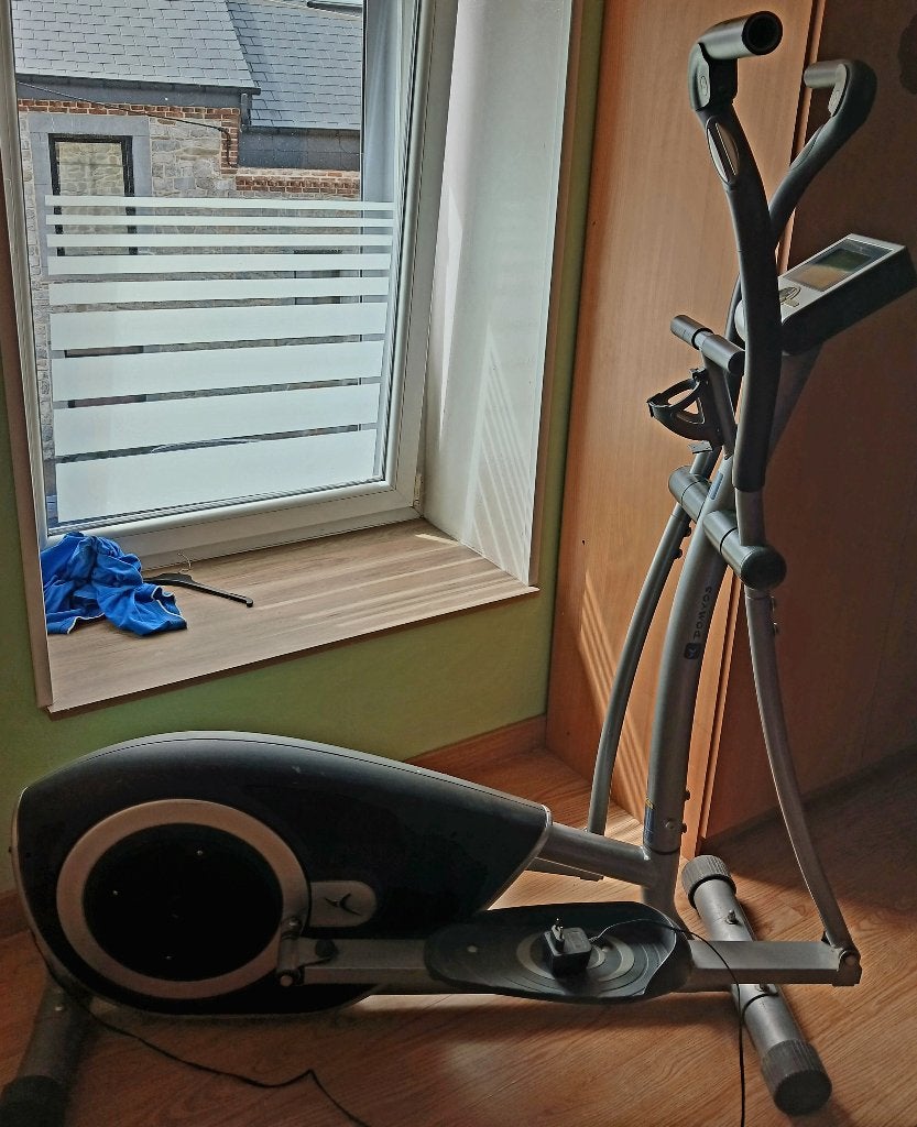 Velo eliptique électrique en bon etat DOMIOS, Gebruikt, Velgrem, Ophalen of Verzenden, Minder dan 16 inch