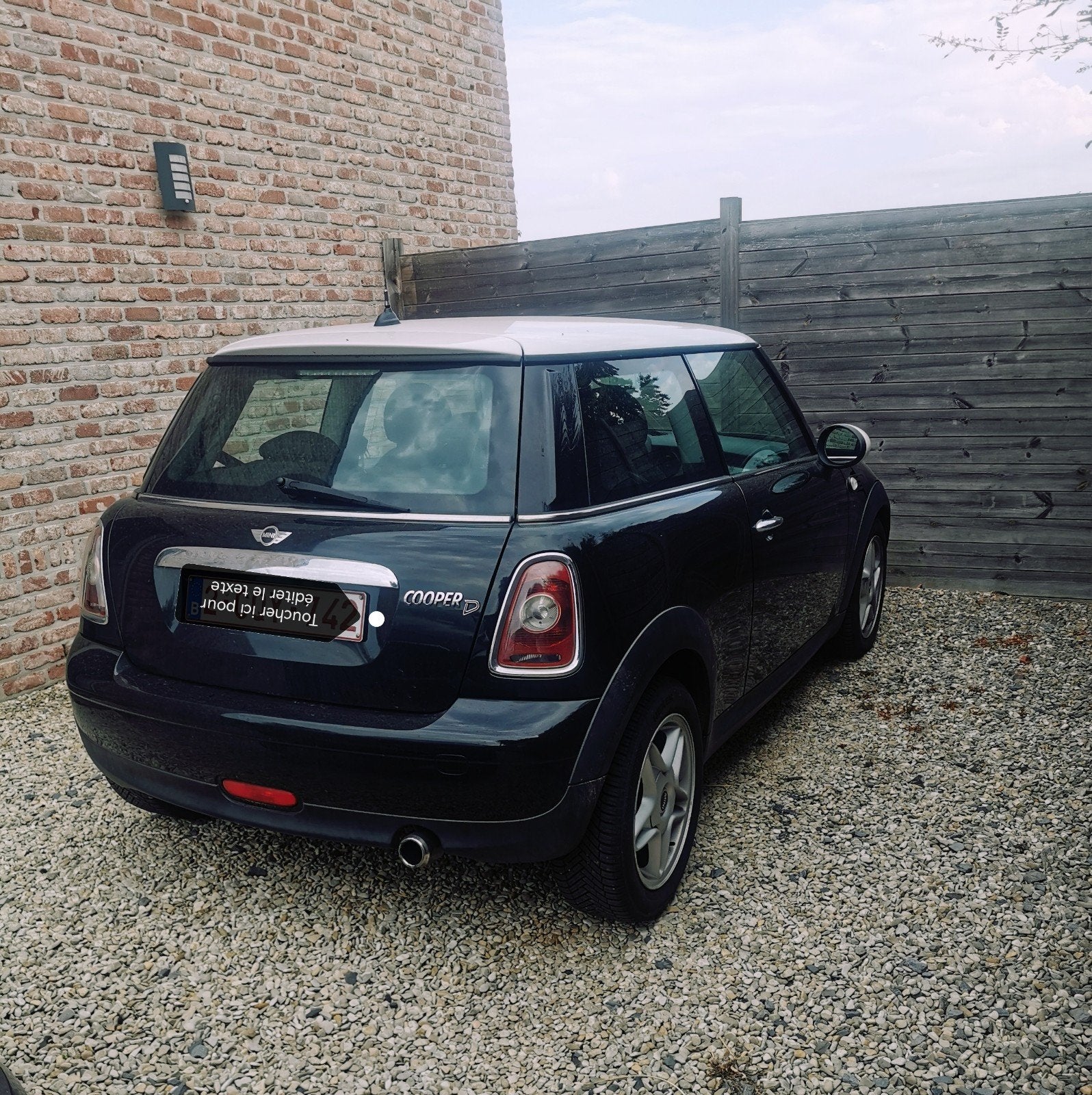 MINI Cooper D - 2009 - 178 500 km, Autos, Mini, Particulier, Cooper, Diesel, Hatchback, 3 portes, Boîte manuelle, Noir, Gris, Tissu